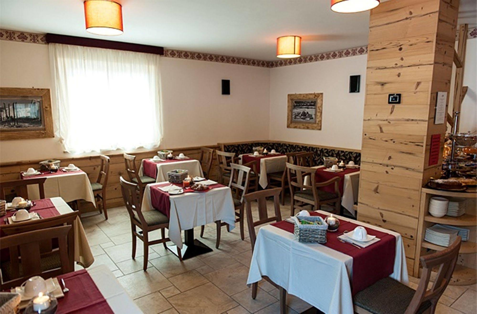Boutique Hotel Il Riccio - Adults Only Roccaraso Exterior photo
